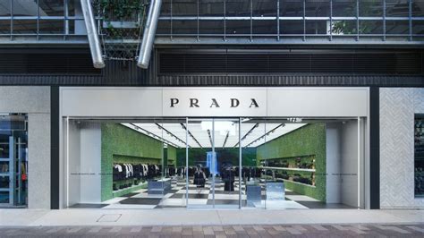 PRADA boutique 